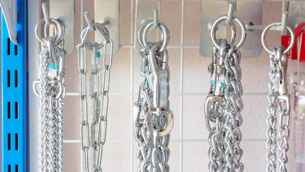 Dog collars should be laid flat or hung up to dry Dog collars should be laid flat or hung up to dry